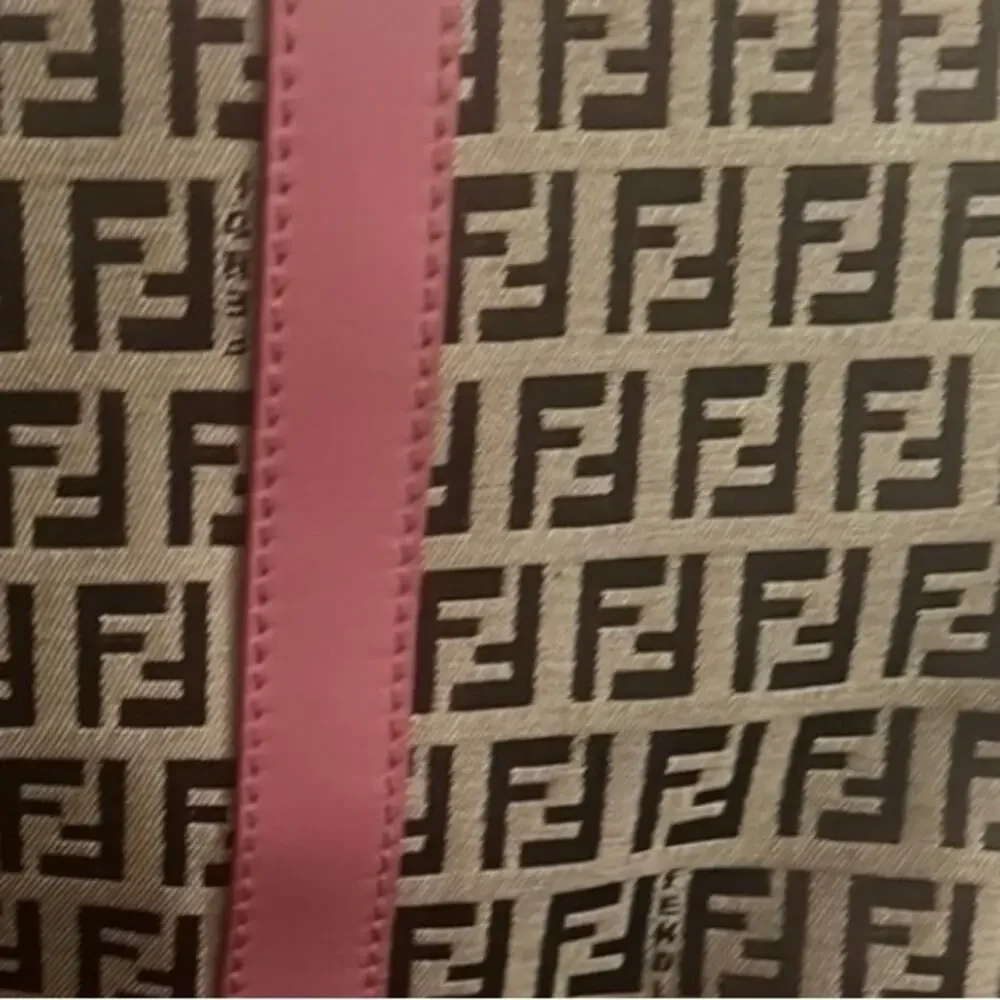 FENDI Tan and Pink Crossbody Bag